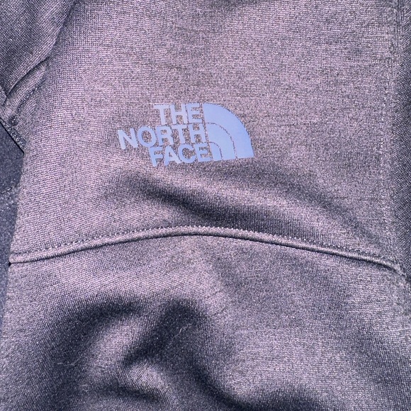 Men’s north face coat - Picture 3 of 5